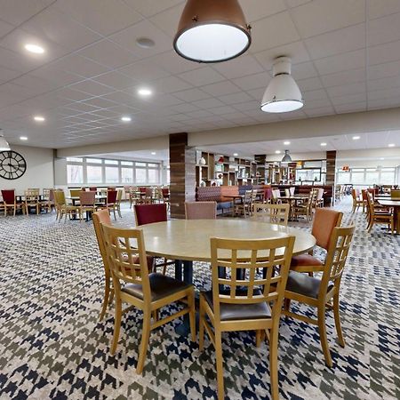 מלון סטון Yarnfield Park Training And Conference Centre מראה חיצוני תמונה