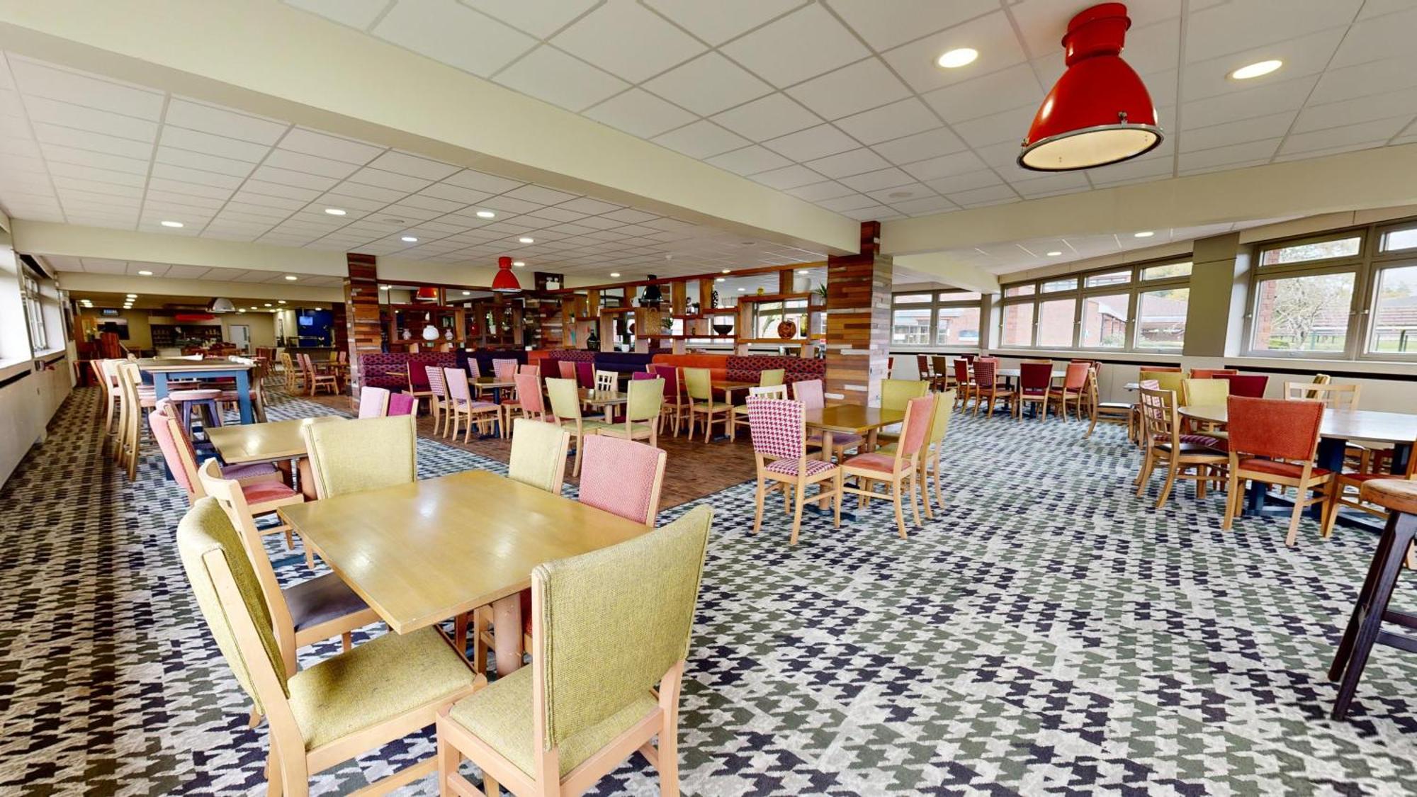מלון סטון Yarnfield Park Training And Conference Centre מראה חיצוני תמונה