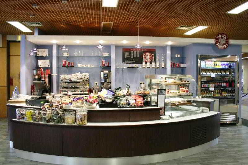מלון סטון Yarnfield Park Training And Conference Centre מראה חיצוני תמונה