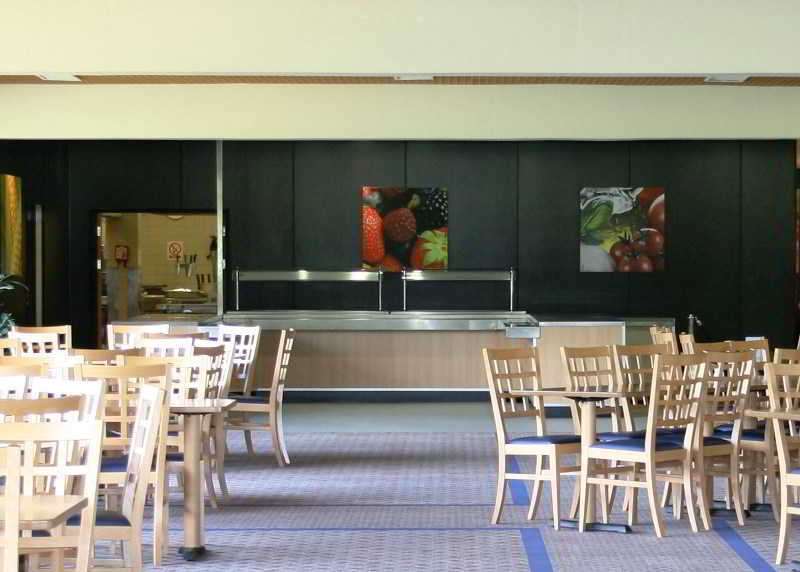 מלון סטון Yarnfield Park Training And Conference Centre מראה חיצוני תמונה