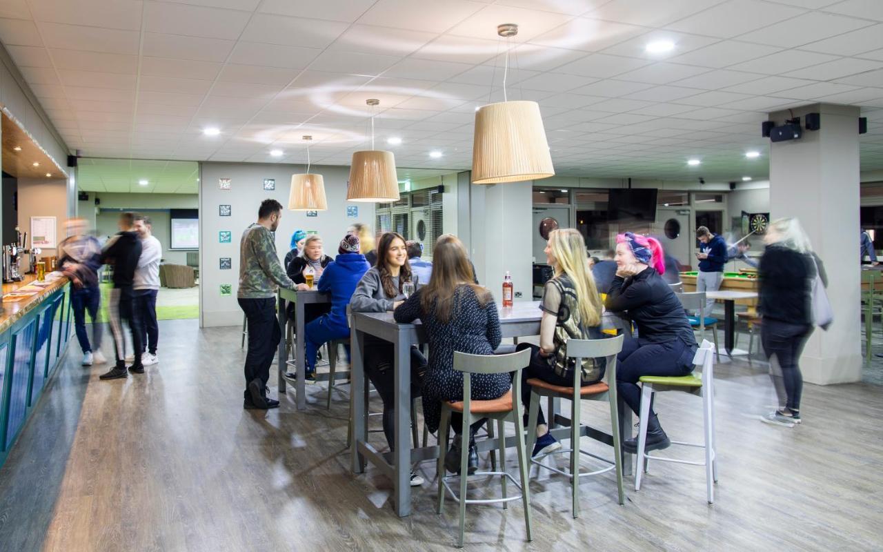 מלון סטון Yarnfield Park Training And Conference Centre מראה חיצוני תמונה