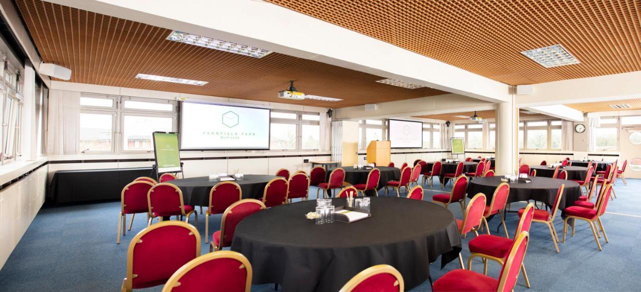 מלון סטון Yarnfield Park Training And Conference Centre מראה חיצוני תמונה